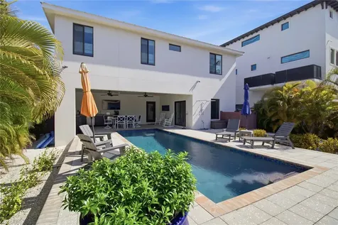 1912 Riverside Drive E Bradenton FL 34208