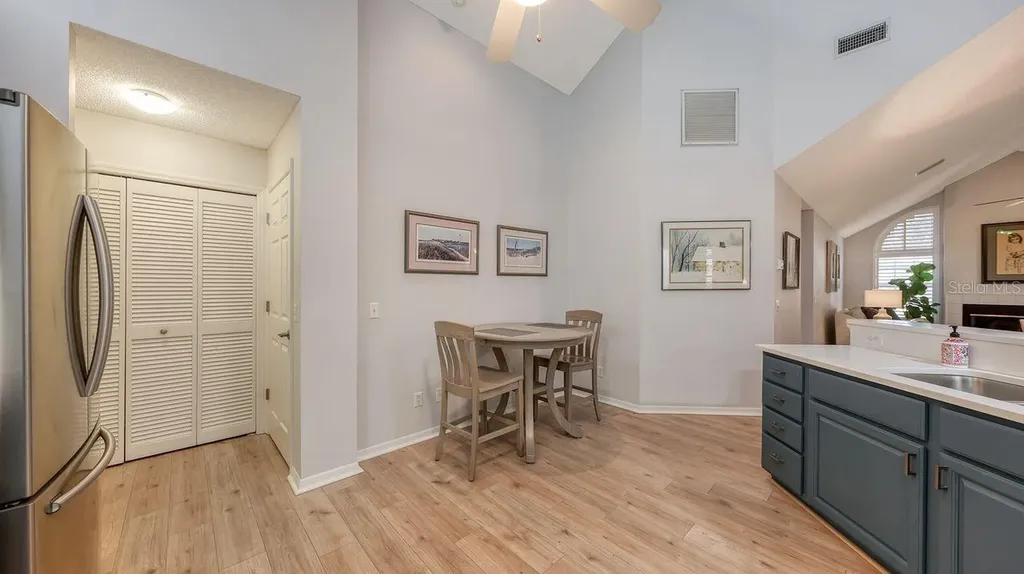 4507 Whirlaway Drive Sarasota FL 34233