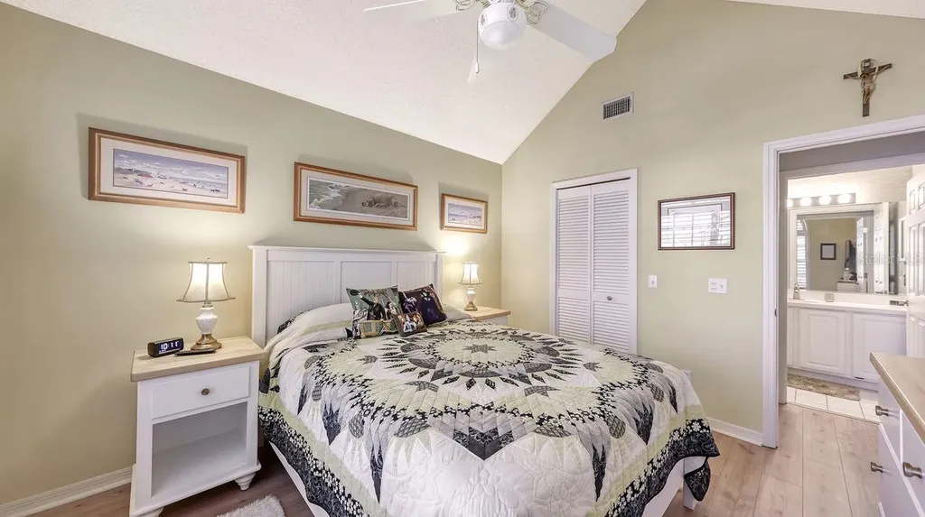 4507 Whirlaway Drive Sarasota FL 34233