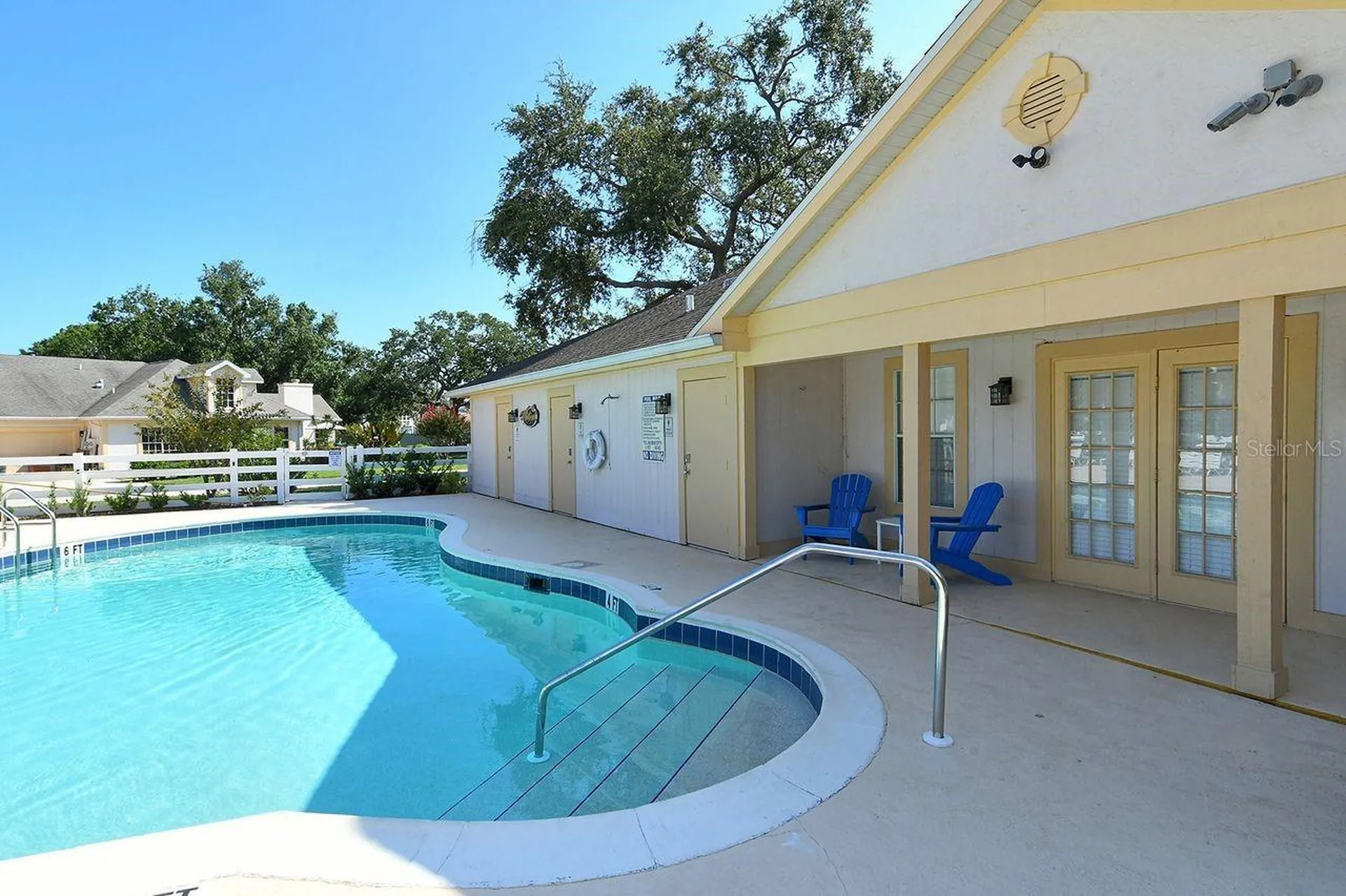 4507 Whirlaway Drive Sarasota FL 34233