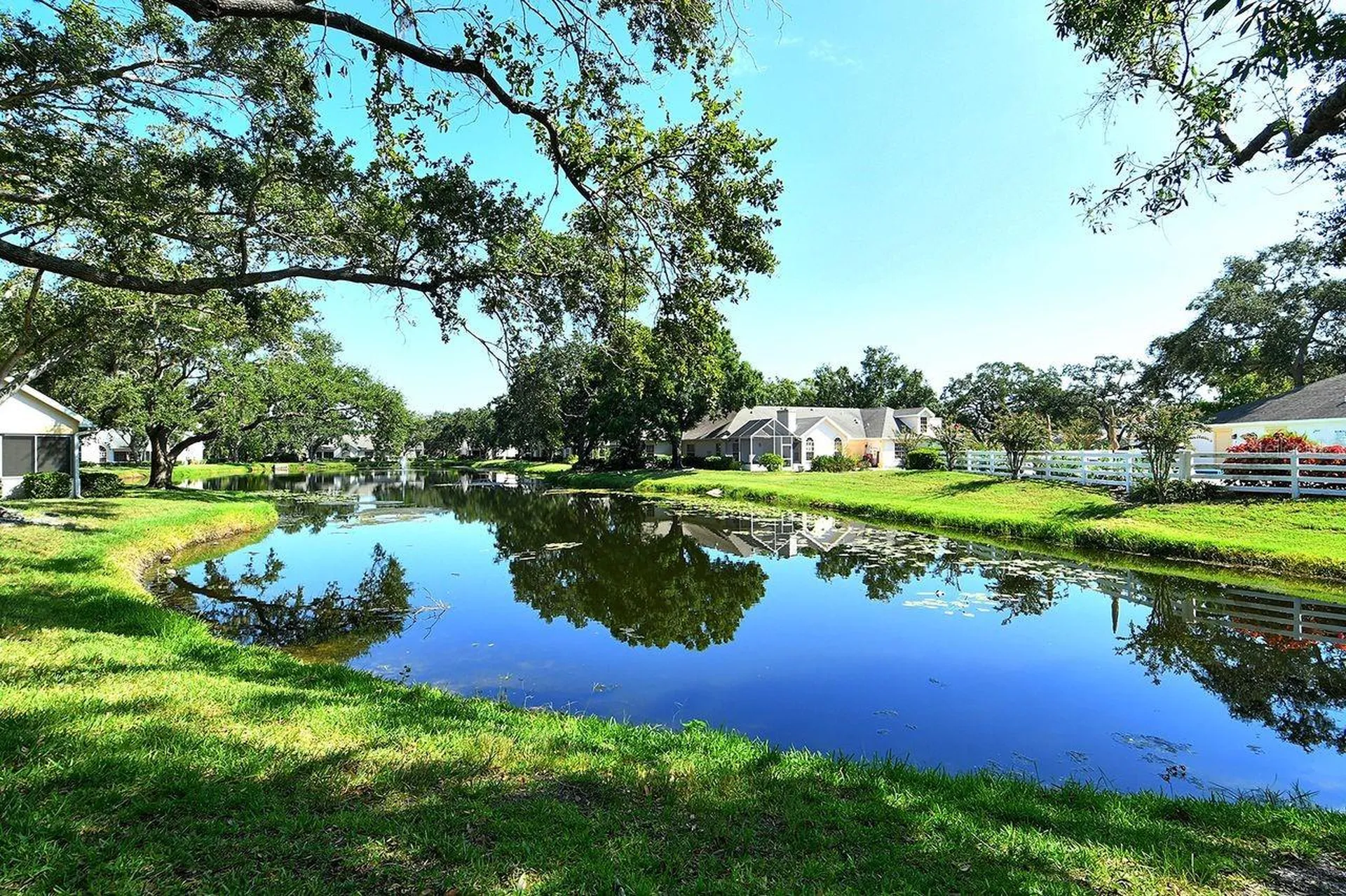 4507 Whirlaway Drive Sarasota FL 34233