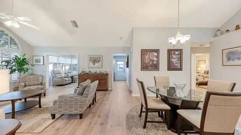 4507 Whirlaway Drive Sarasota FL 34233