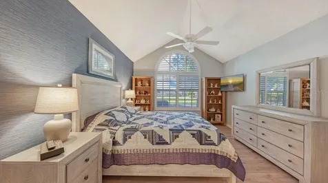 4507 Whirlaway Drive Sarasota FL 34233