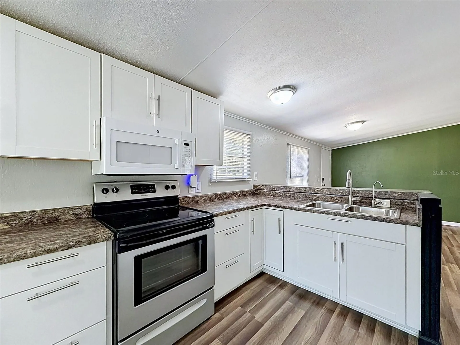 15936 Archer Street & 9718 Denton Avenue Hudson FL 34667