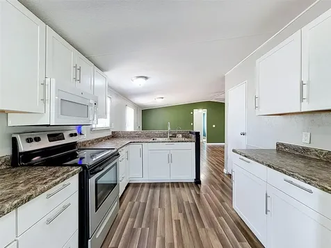 15936 Archer Street & 9718 Denton Avenue Hudson FL 34667