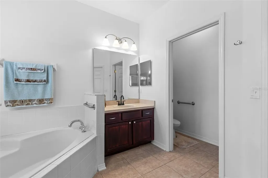 2190 Laurel Blossom Circle Ocoee FL 34761