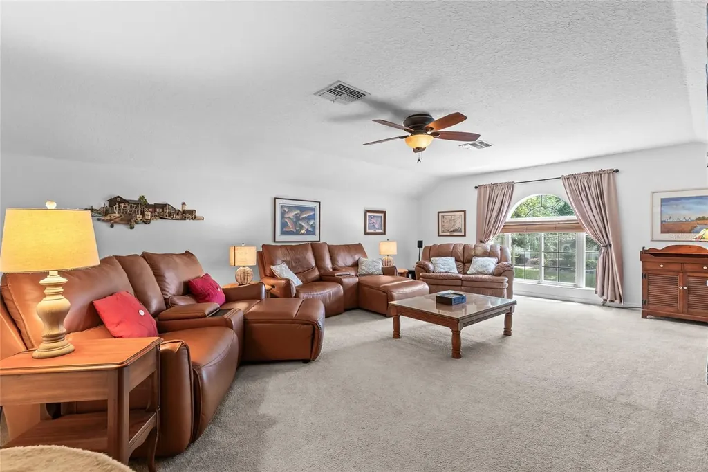 2190 Laurel Blossom Circle Ocoee FL 34761