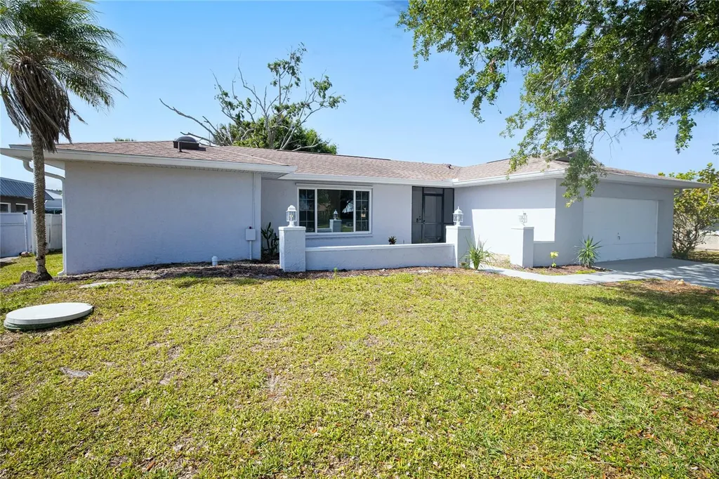 22457 Oceanside Avenue Port Charlotte FL 33952
