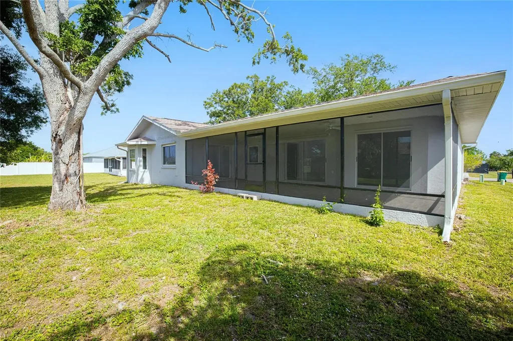 22457 Oceanside Avenue Port Charlotte FL 33952