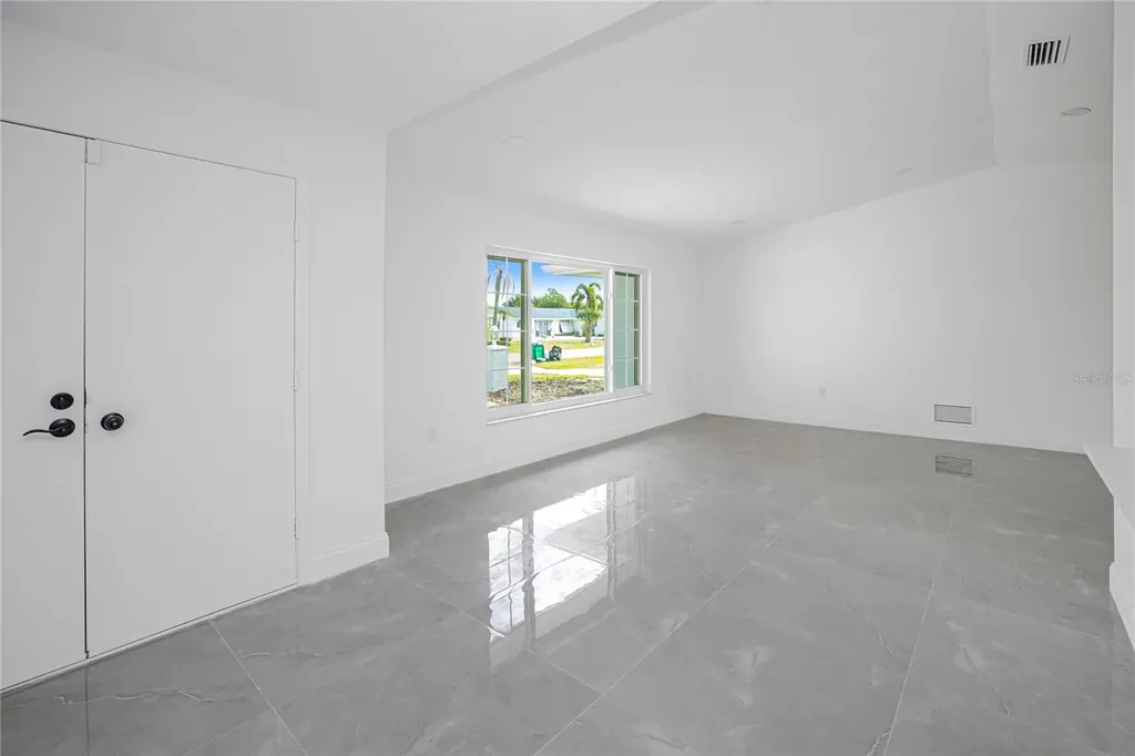 22457 Oceanside Avenue Port Charlotte FL 33952