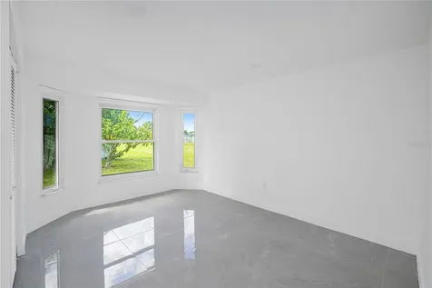 22457 Oceanside Avenue Port Charlotte FL 33952