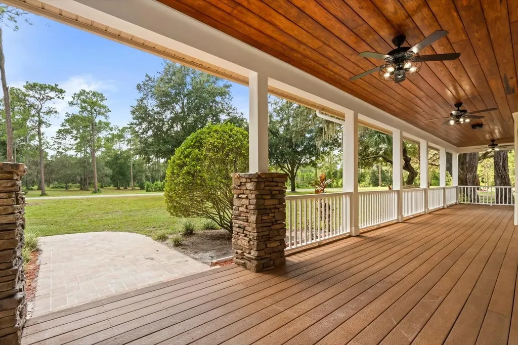 27012 Grand Oak Lane Tavares FL 32778