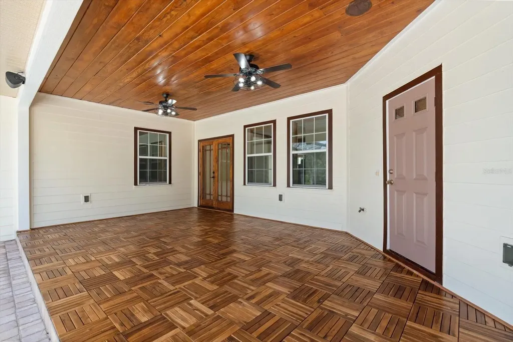 27012 Grand Oak Lane Tavares FL 32778