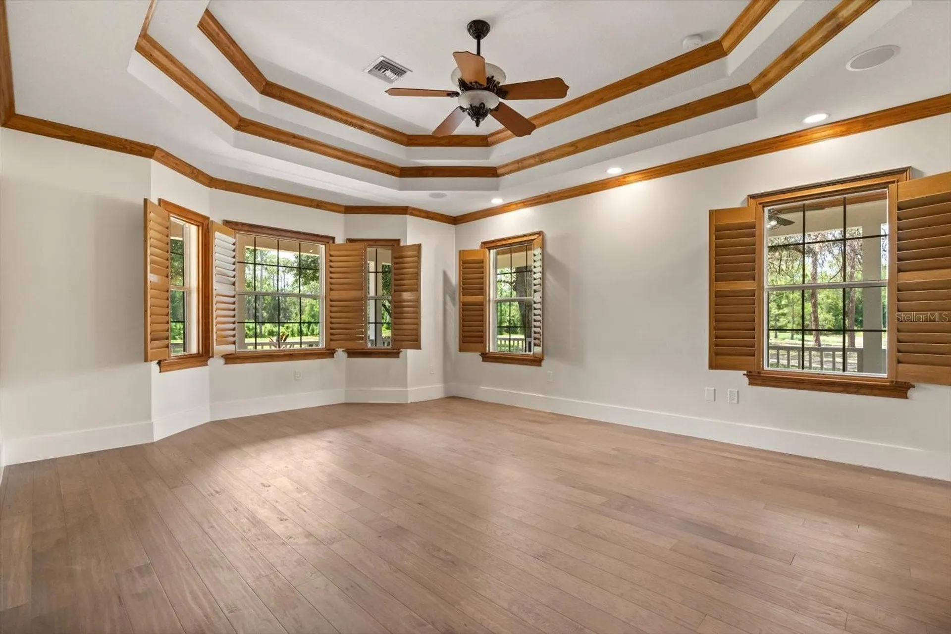 27012 Grand Oak Lane Tavares FL 32778