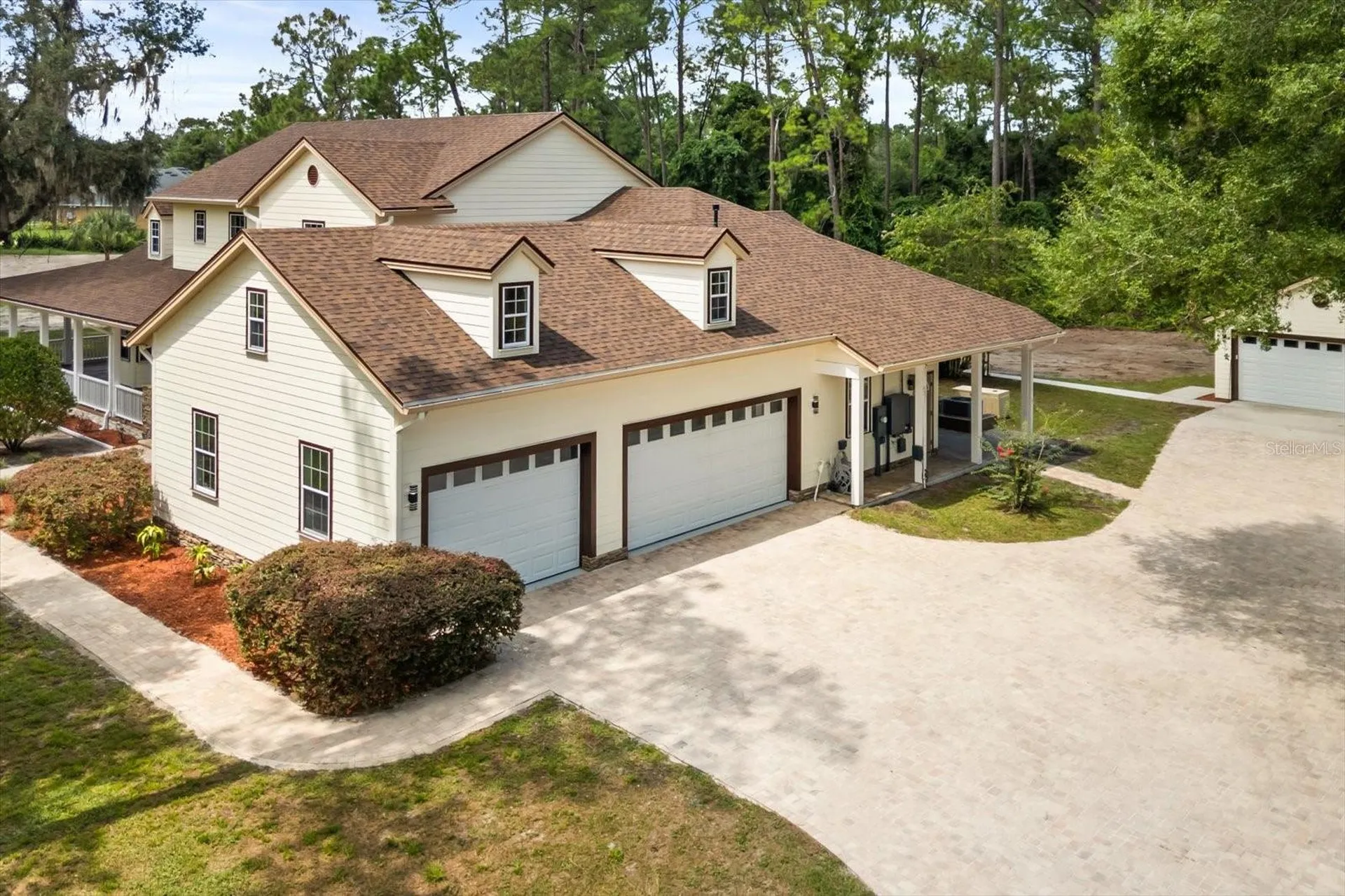 27012 Grand Oak Lane Tavares FL 32778