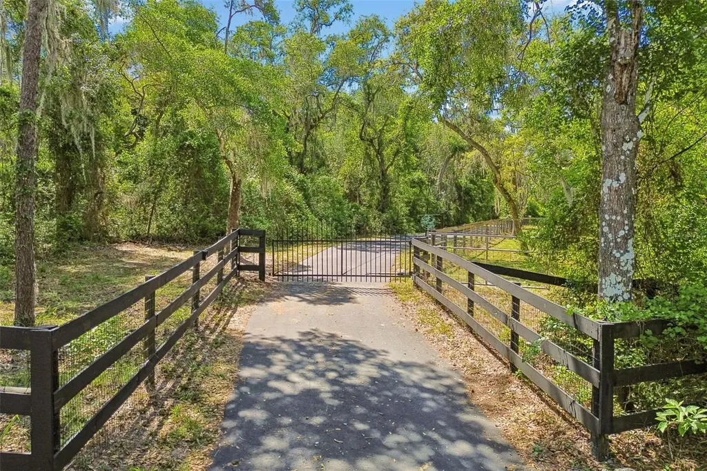 22535 Skyview Circle Brooksville FL 34602
