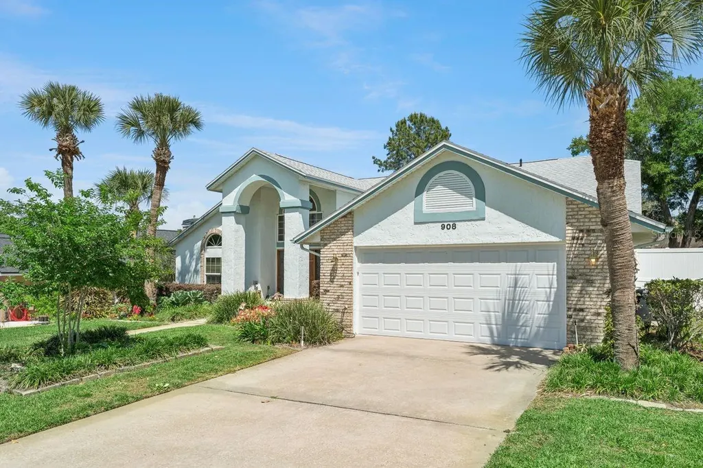 908 Almond Tree Circle Orlando FL 32835