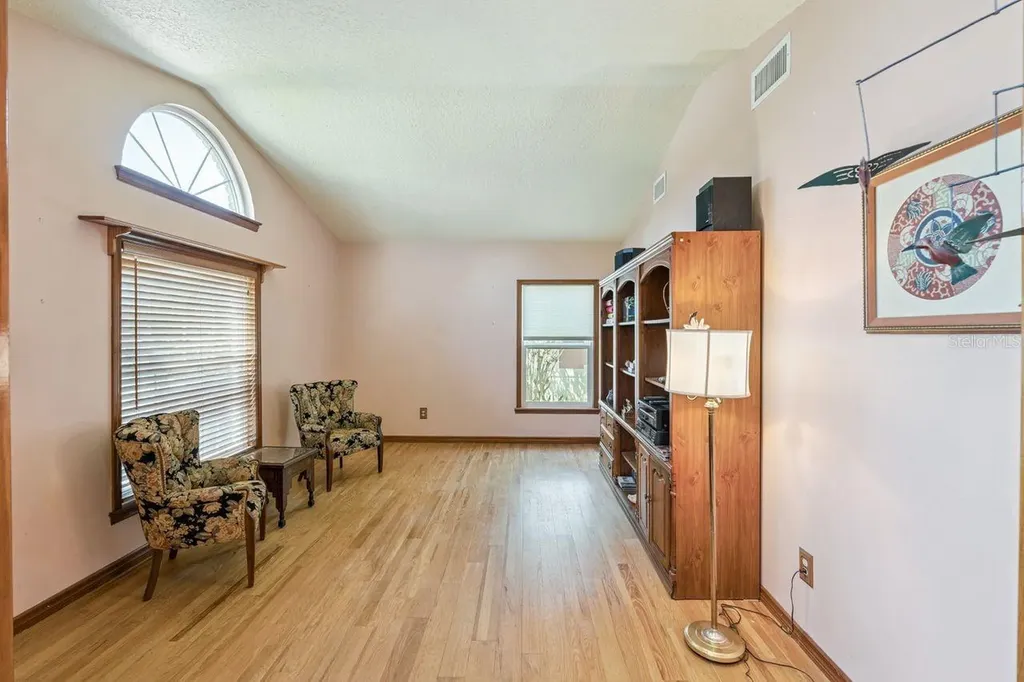 908 Almond Tree Circle Orlando FL 32835
