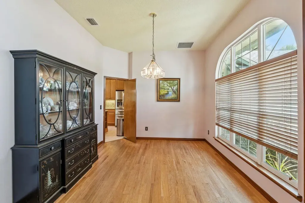 908 Almond Tree Circle Orlando FL 32835