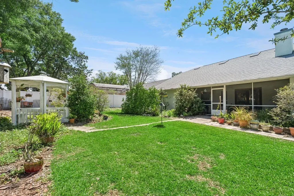 908 Almond Tree Circle Orlando FL 32835