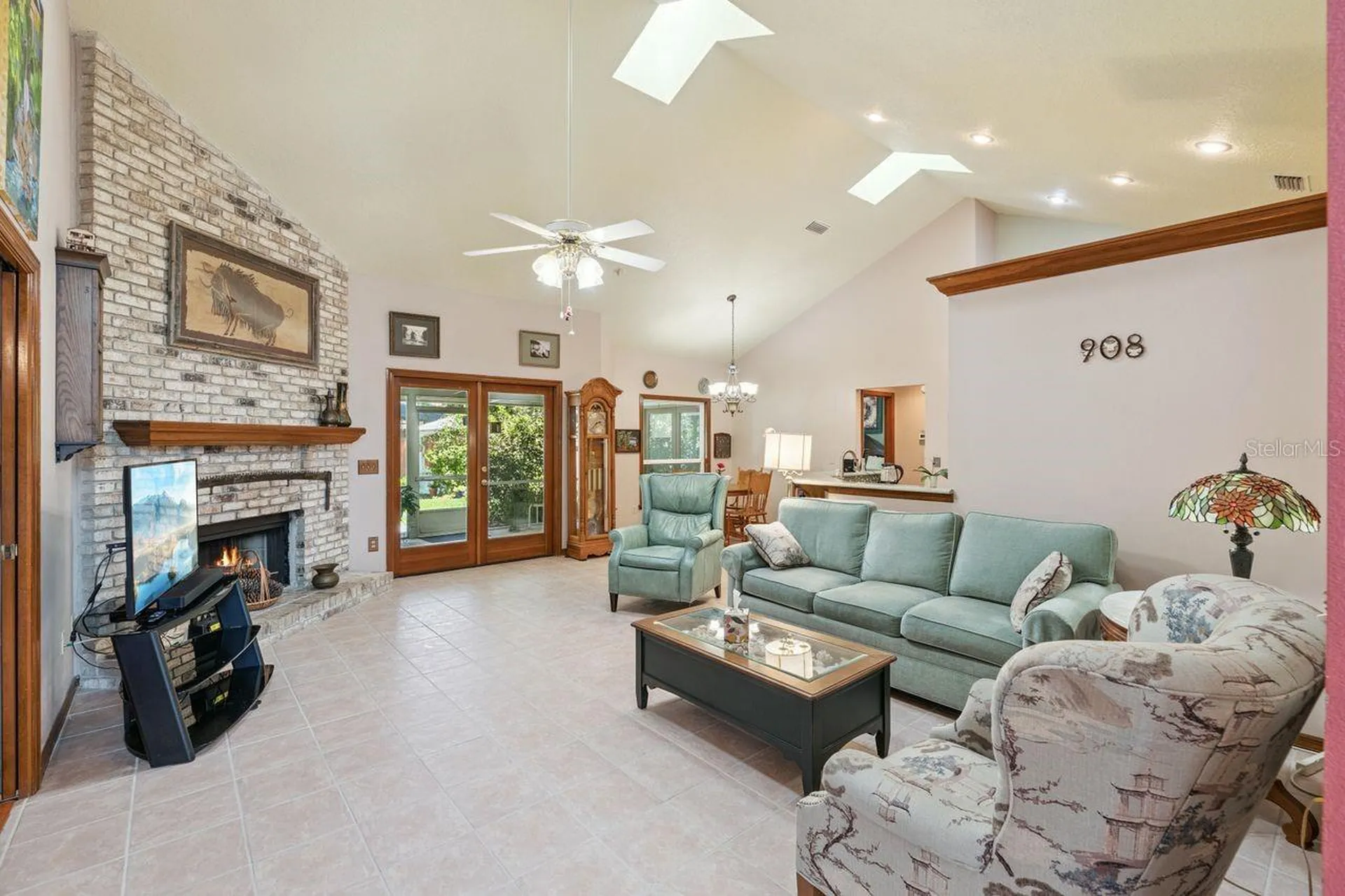 908 Almond Tree Circle Orlando FL 32835