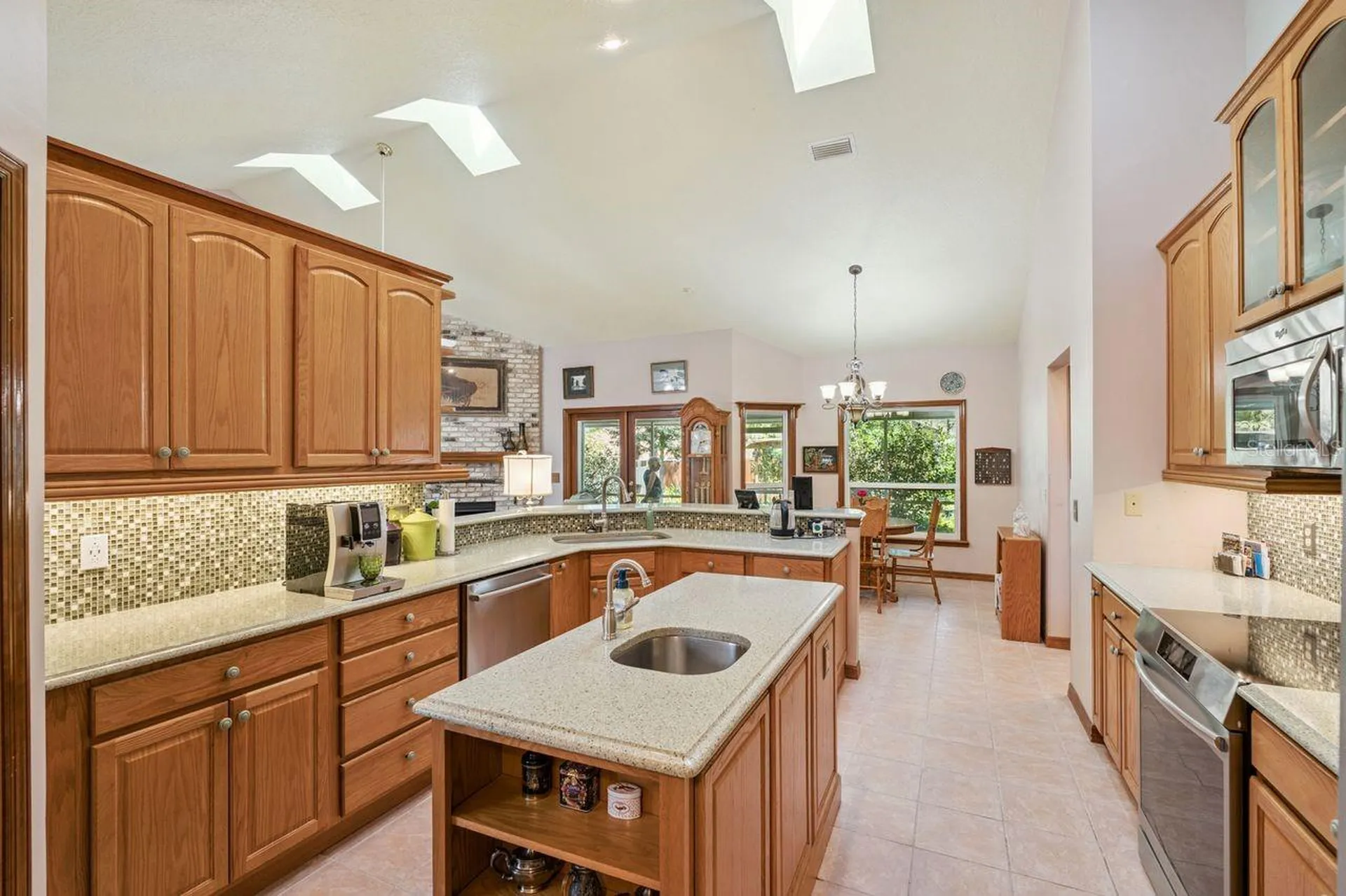 908 Almond Tree Circle Orlando FL 32835