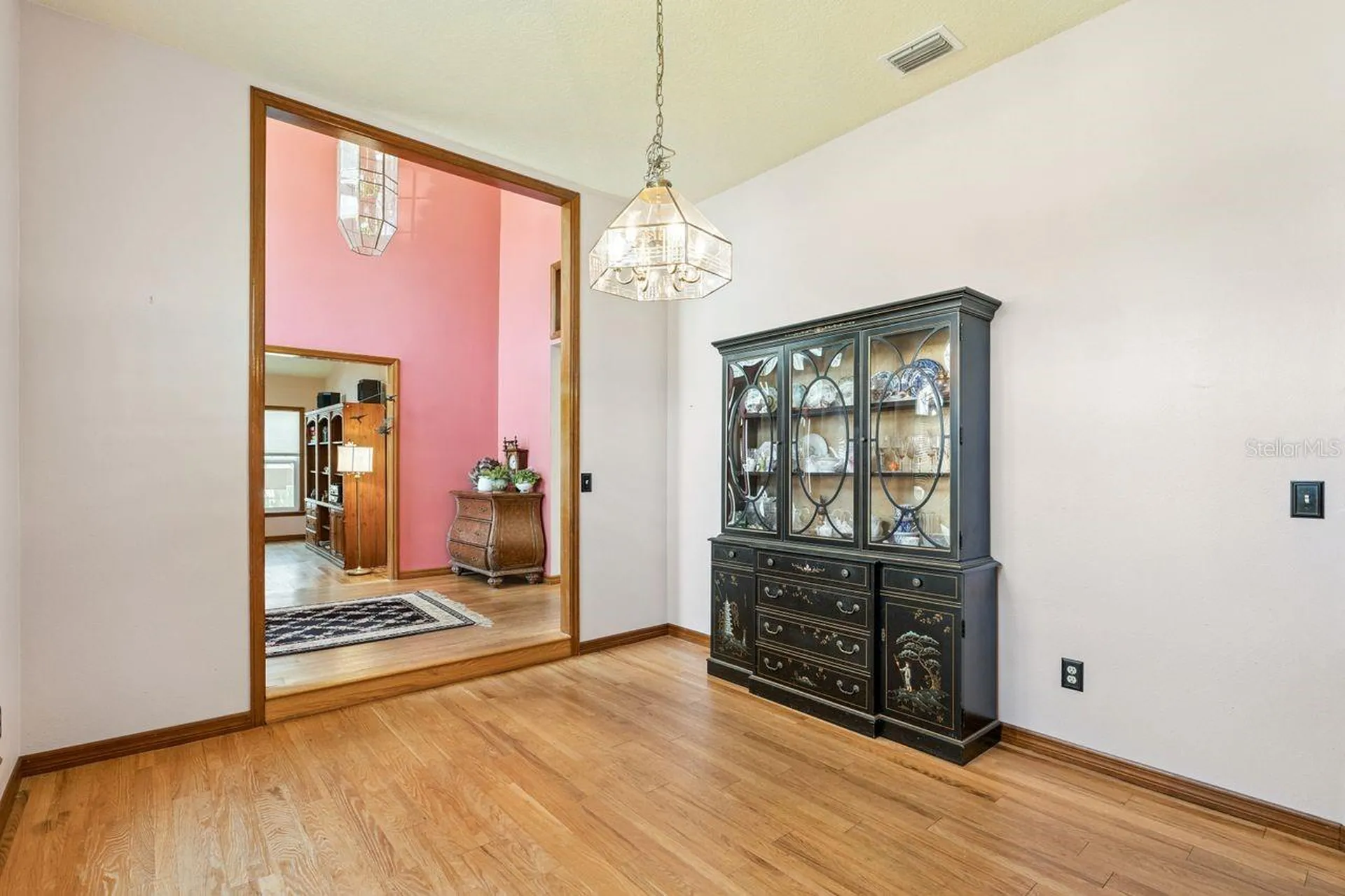 908 Almond Tree Circle Orlando FL 32835