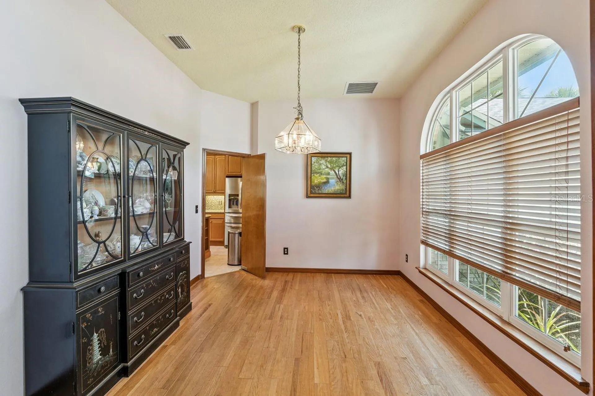 908 Almond Tree Circle Orlando FL 32835