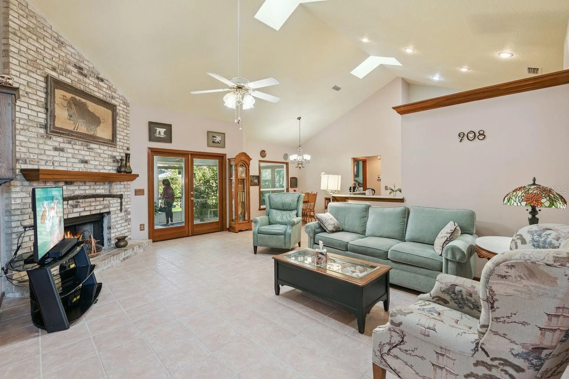 908 Almond Tree Circle Orlando FL 32835
