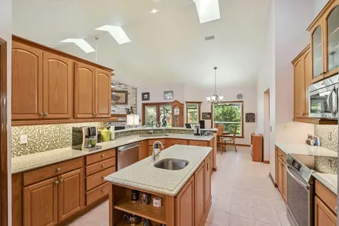 908 Almond Tree Circle Orlando FL 32835