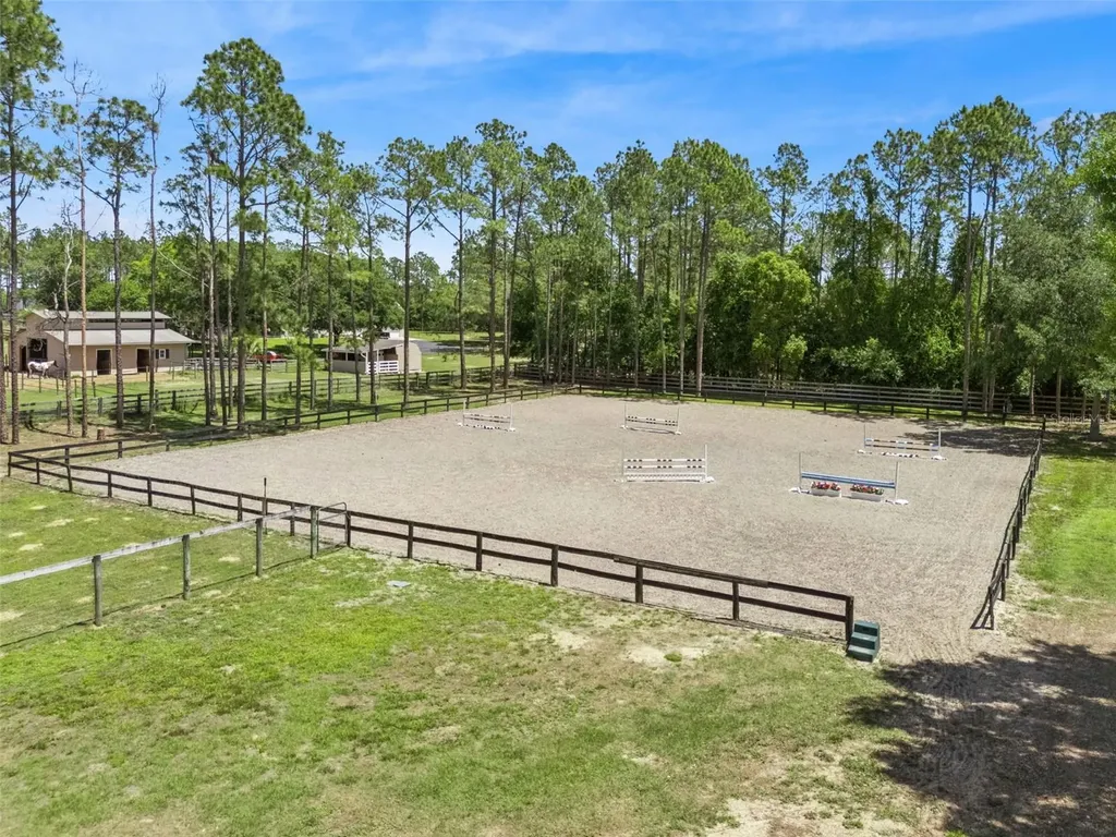 20701 County Road 44a Eustis FL 32736