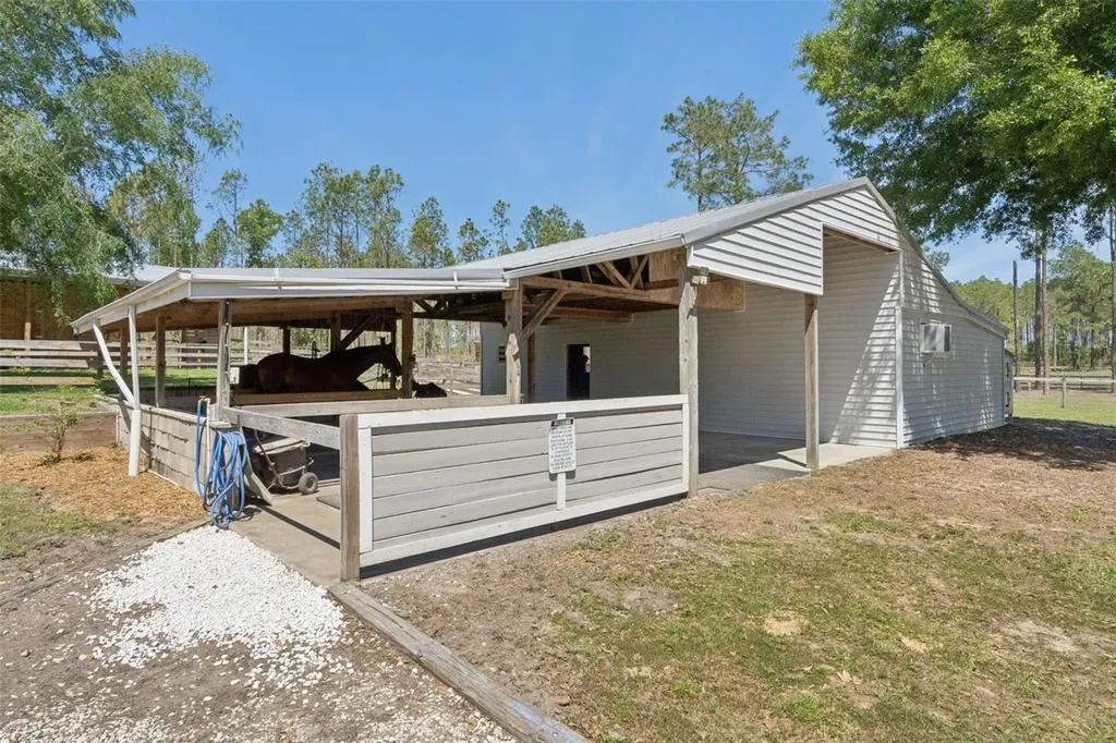 20701 County Road 44a Eustis FL 32736