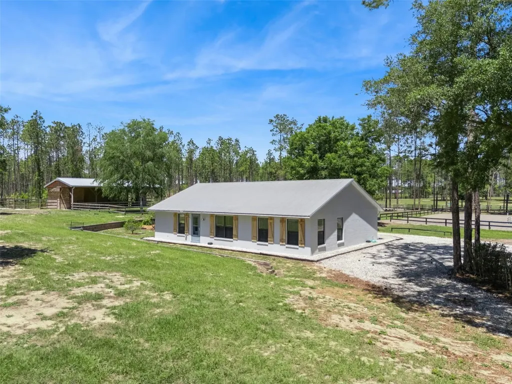 20701 County Road 44a Eustis FL 32736