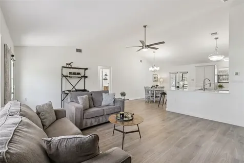 20701 County Road 44a Eustis FL 32736