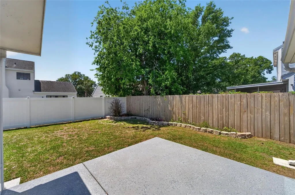 601 Weathervane Court Brandon FL 33511