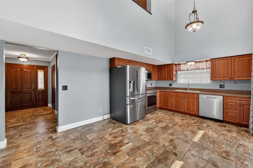 601 Weathervane Court Brandon FL 33511