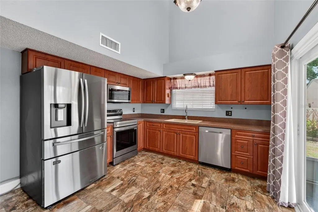601 Weathervane Court Brandon FL 33511