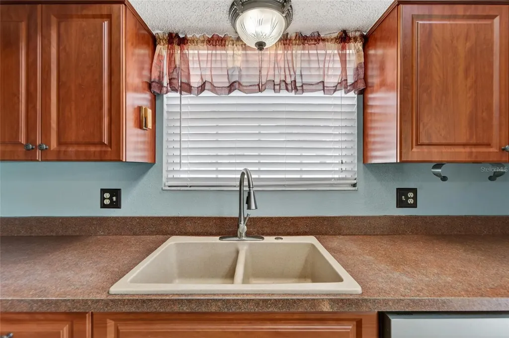 601 Weathervane Court Brandon FL 33511