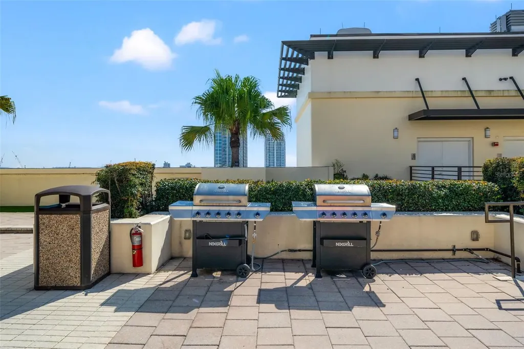 1208 E Kennedy Boulevard Tampa FL 33602