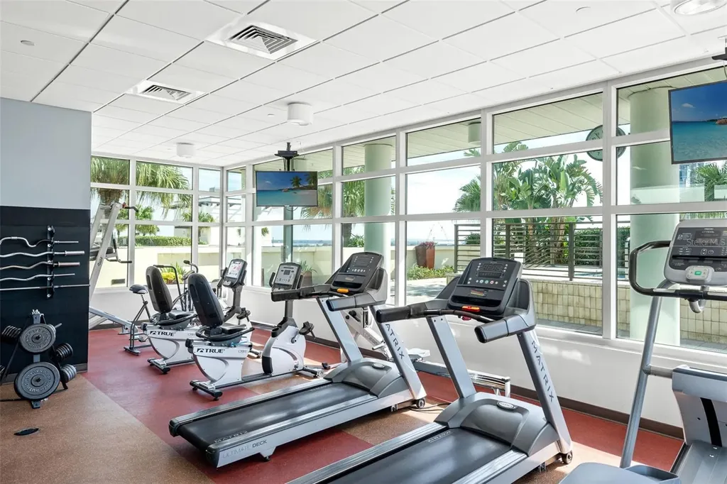 1208 E Kennedy Boulevard Tampa FL 33602