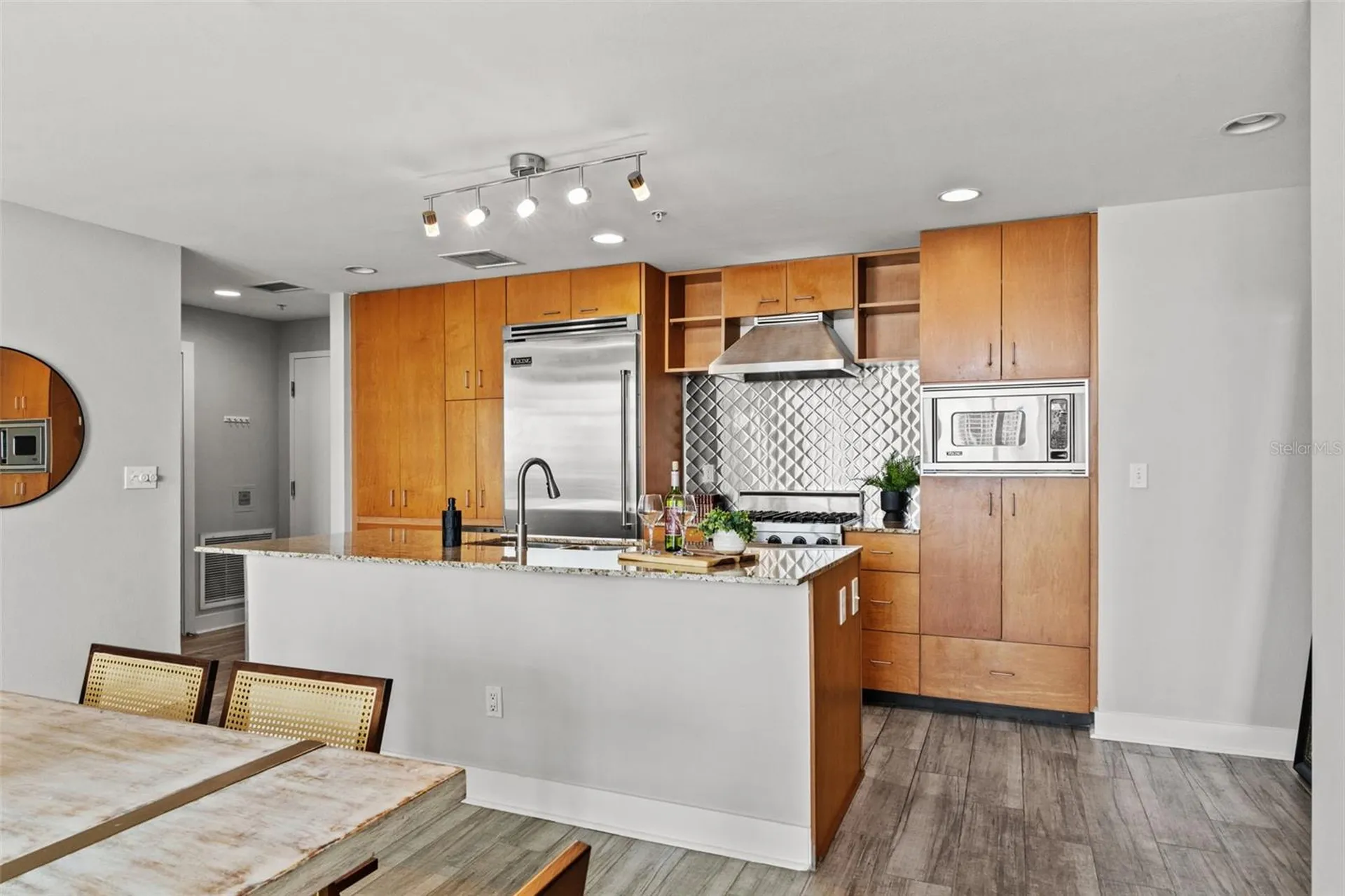 1208 E Kennedy Boulevard Tampa FL 33602