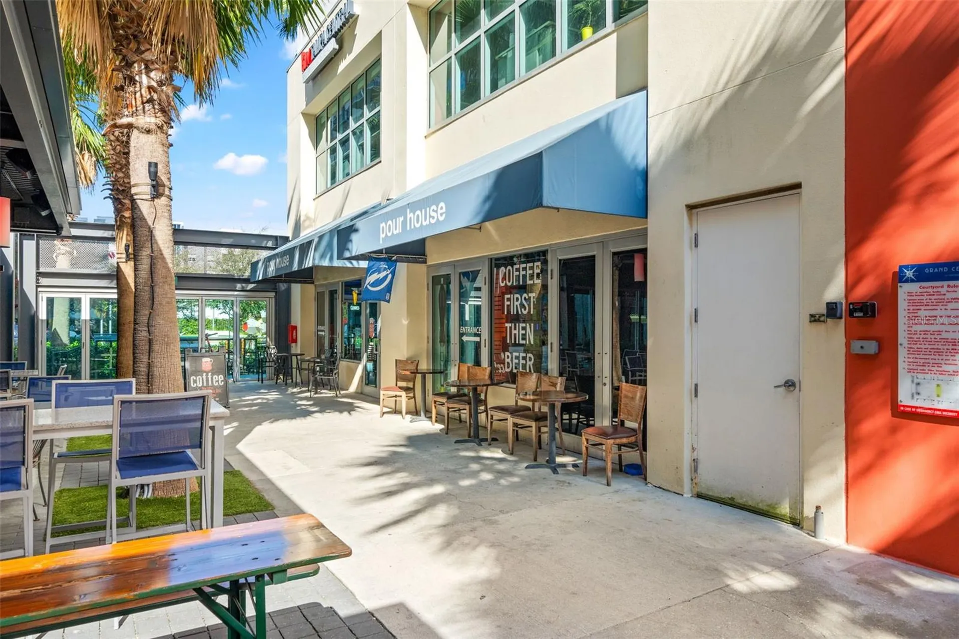 1208 E Kennedy Boulevard Tampa FL 33602
