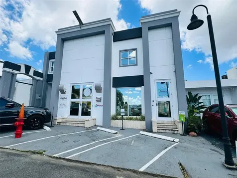 Acerina #7 (Piso 2) Urb. Muñoz Rivera (ave. Martinez Nadal) Guaynabo PR 00969
