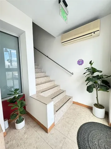 Acerina #7 (Piso 2) Urb. Muñoz Rivera (ave. Martinez Nadal) Guaynabo PR 00969