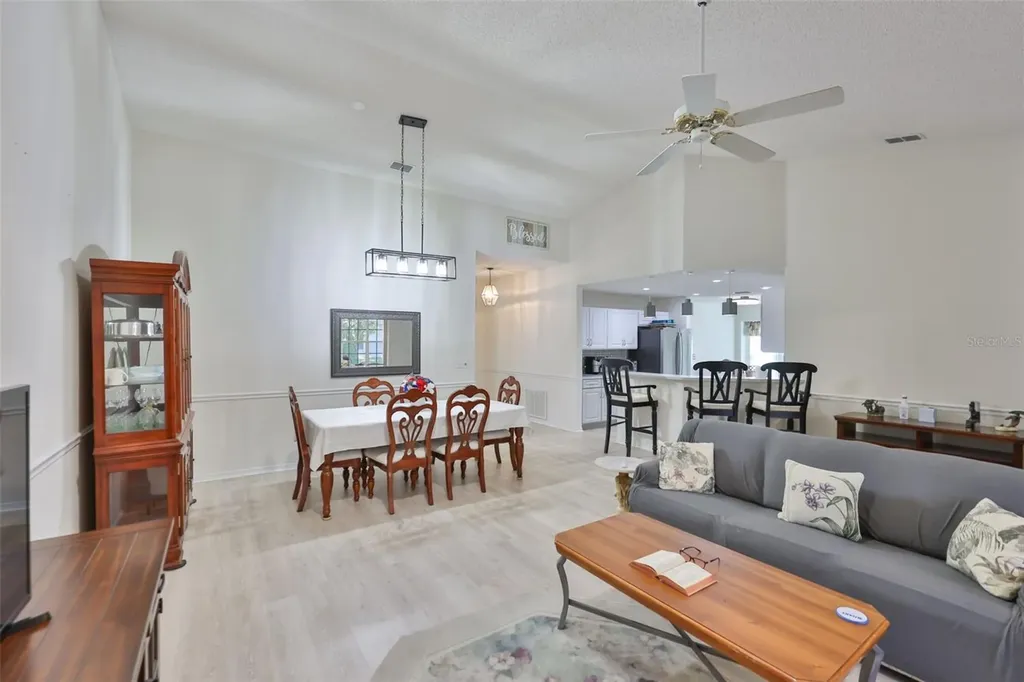 827 Mccallister Avenue Sun City Center FL 33573