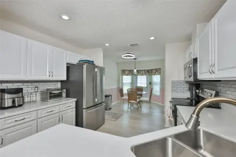 827 Mccallister Avenue Sun City Center FL 33573