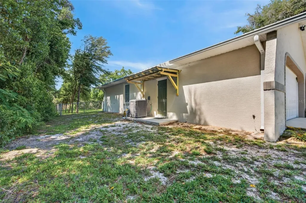 3070 W Laurel Street Lecanto FL 34461