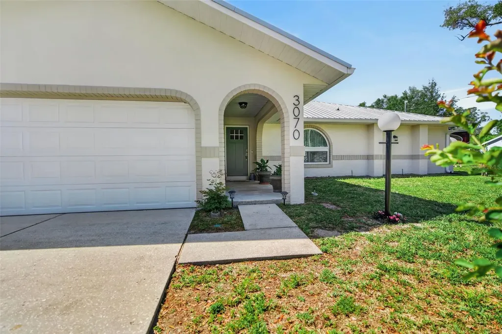 3070 W Laurel Street Lecanto FL 34461