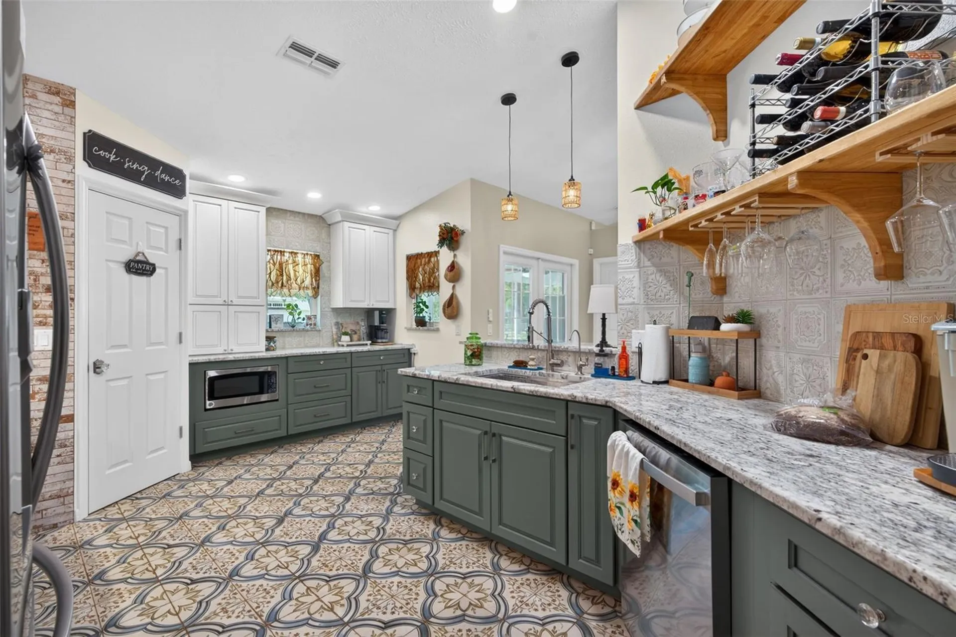 3070 W Laurel Street Lecanto FL 34461