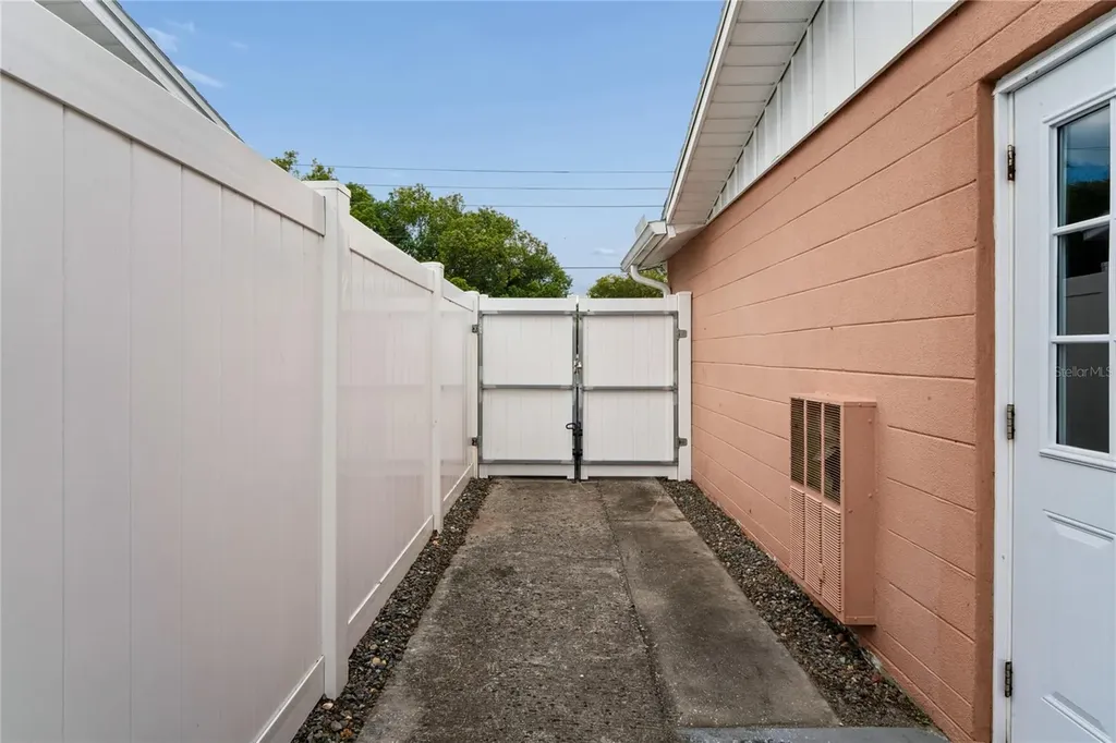 5330 Dove Drive New Port Richey FL 34652